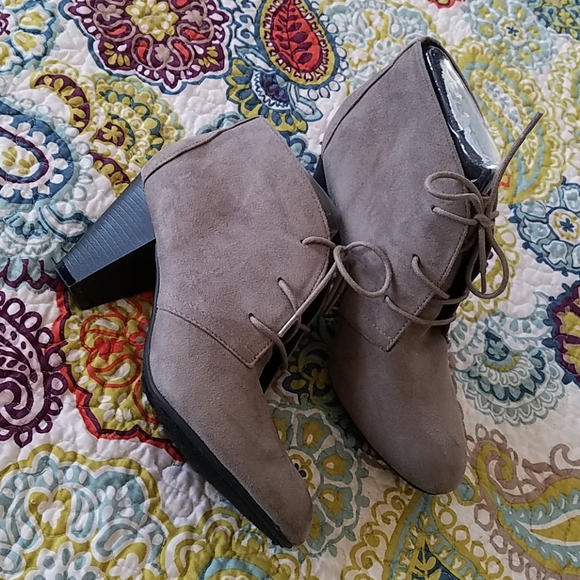 Gray booties - Picture 2 of 7